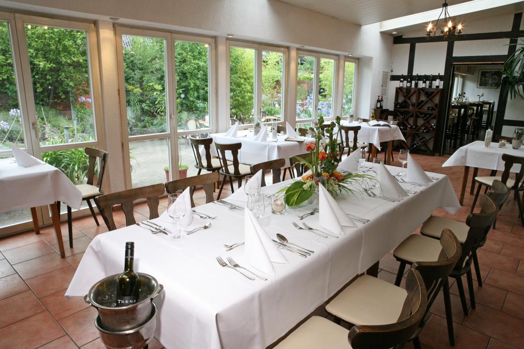 Nigel Restaurant & Hotel Im Wendland Bergen an der Dumme Exterior foto